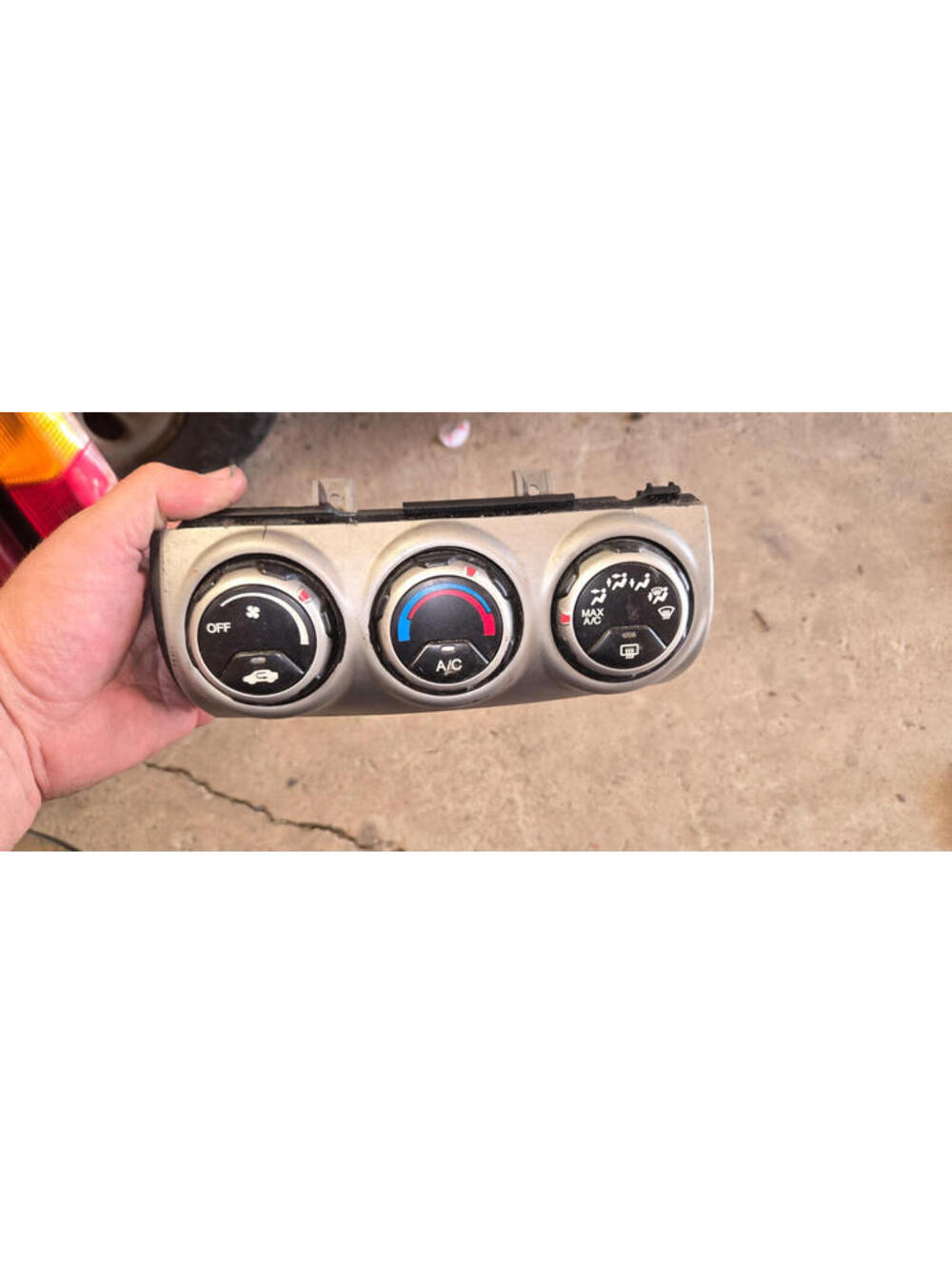 OEM Honda cr-v  2002-2006 heat and air conditioning temperature controls